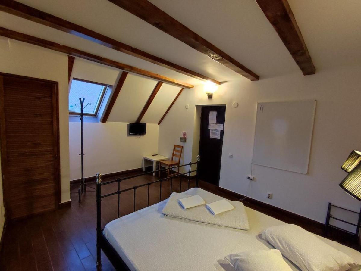 Scarlette Hotell Braşov Eksteriør bilde